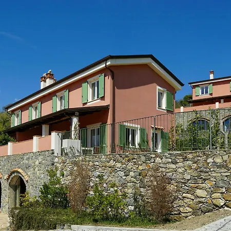 Tatil Evi Tuscan With Jacuzzi Between Woods And Sea Fosdinovo