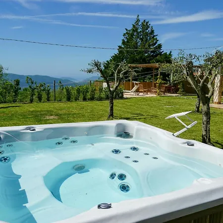 Tuscan With Jacuzzi Between Woods And Sea Fosdinovo