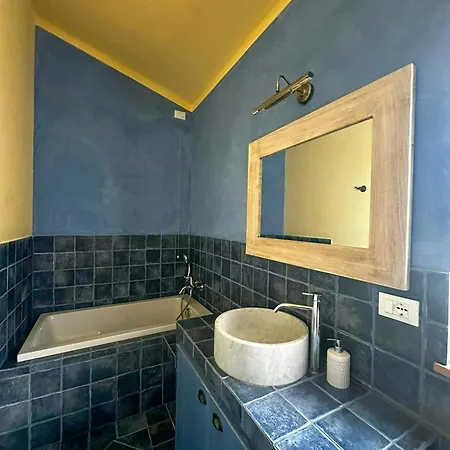 Tuscan With Jacuzzi Between Woods And Sea Tatil Evi *